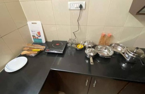 Hebbal Apartment | Art House - Luxury Air-conditioned Apartment 302