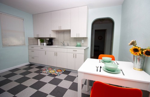 Trinidad Cottage | Art Inspired Cottage just 1 block from Main Street