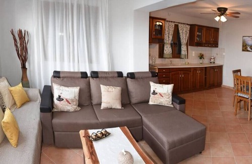 Pella Region Condo | Artemis * Apt with Stunning view!