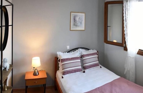 Pella Region Condo | Artemis * Apt with Stunning view!