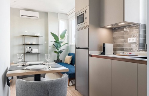 Ciudad Lineal Hotel | Arturo Soria Stays by Charming