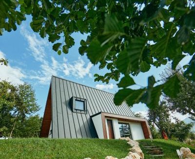 Bran Cabin | Aruna Bran