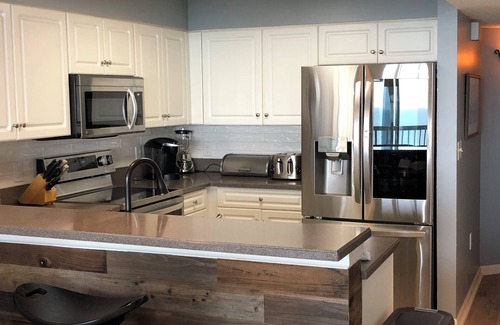 Ash Condo | Ashworth 1001 4-Bedroom Oceanfront Condo, "Picture Perfect"