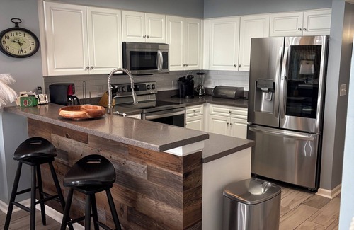 Ash Condo | Ashworth 1001 4-Bedroom Oceanfront Condo, "Picture Perfect"