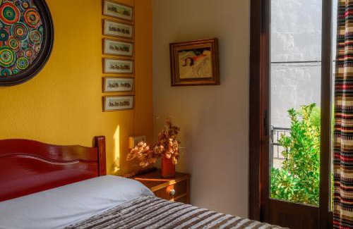 Castillo de Locubin House | AstArte Guesthouse