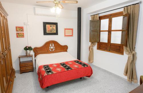 Castillo de Locubin House | AstArte Guesthouse