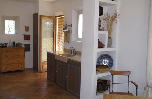 Vaucluse Villa | At the foot of the Mont Ventoux, house with garden and pool