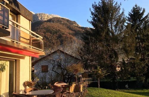La Riviere House | AT THE FOOT OF VERCORS EVERYTHING IS PERMITTED