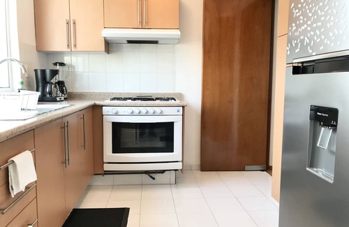 Zona Rosa Apartment | At the heart of restaurants and nightlife