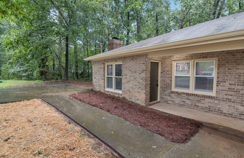 Norcross House | ATH - Norcross - 3BR - Pet Friendly - Ranch (wexA)