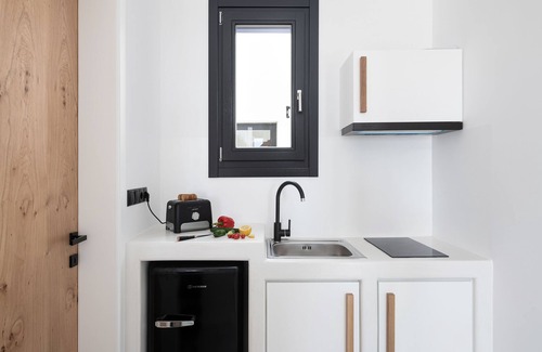 Adamas Apartment | Athina Milos Suites