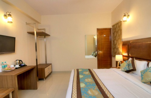Knowledge Park III Hotel | Atithi Suites - An AHG Hotel