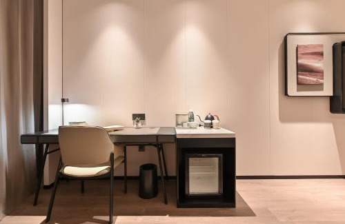 He Ping Hotel | Atour Hotel Shenyang Taiyuan Street Democracy Square
