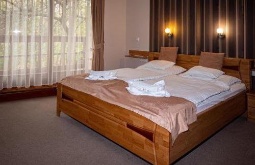 Tiszaliget Hotel | Atryum Hotel