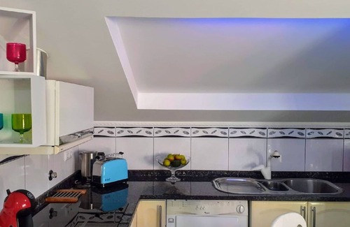 Camara de Lobos Apartment | ATTIC BAY WOLF CHAMBER