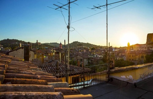 Historic Center Apartment | Attic with balcony - Bologna historical city center