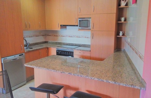 Goian House | Attractive house with swimming pool, only 2 km from the beach and Portugal.