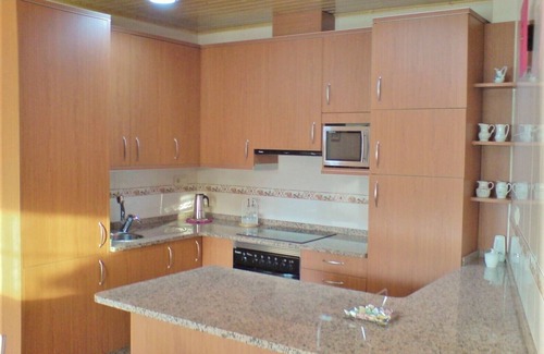 Goian House | Attractive house with swimming pool, only 2 km from the beach and Portugal.