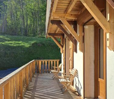 Saint-Colomban-des-Villards Apartment | Auberge du Glandon
