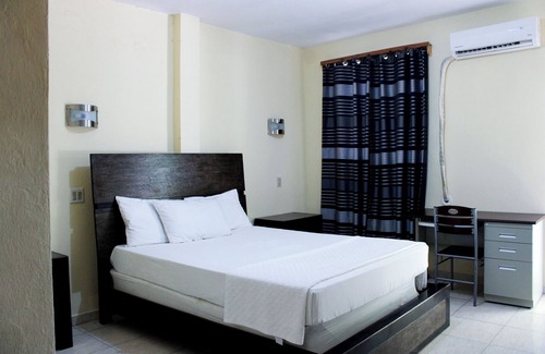 Gonaives Hotel | Auberge Pont-Gaudin