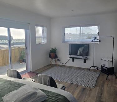 Yzerfontein Apartment | Audrey Hepburn Suite Yzerfontein