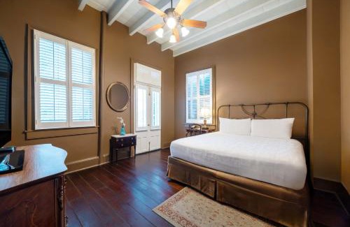 French Quarter Hotel | Audubon Cottages