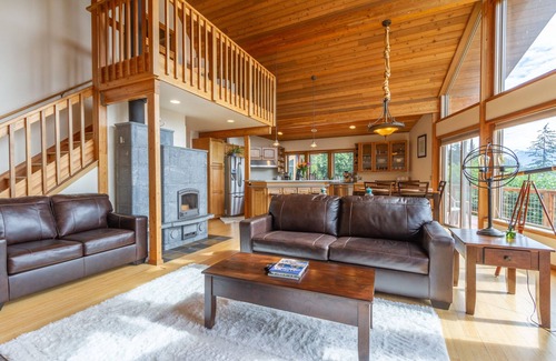 Juneau House | Auke Bay Chalet~ Ocean views, Hot tub, Sauna, outdoor entertainment, & fire pit!