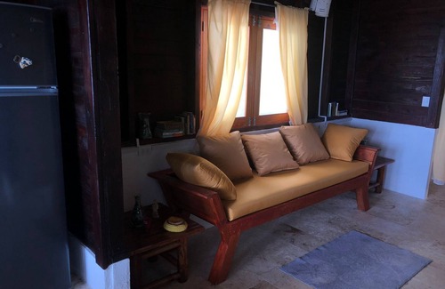 Las Canas House | Authentic Beachfront Caribbean Hideaway-Crashing Surf, Palms, & Tradewinds!