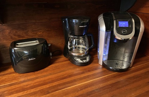 Samburg House | Authentic Reelfoot Retreat!