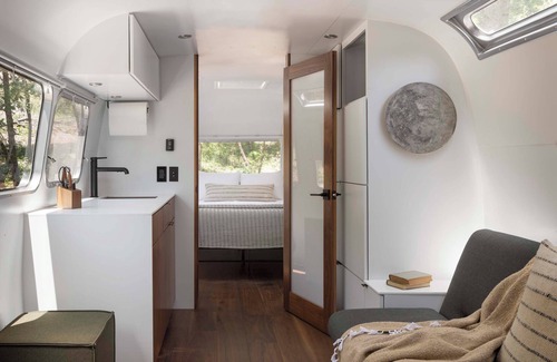 Three Rivers Hotel | AutoCamp Sequoia