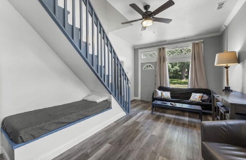 Arcadia House | AV Bungalows #9A with Loft