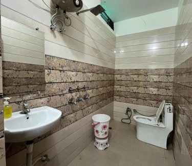 Ayodhya House | Avadh Residency 2 mins to Ram Mandir