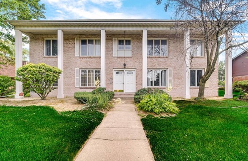 Munster Apartment | AVAIL 10/19- 2BR CONDO by Shops Hospitals & Chicago