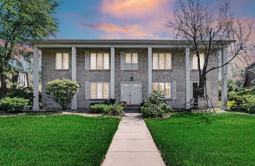 Munster Apartment | AVAIL 2/2/26- NEW 2BED CONDO by Hospital & Chicago