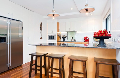 Avalon Beach Apartment | Avalon Breeze - 100 metre walk to Avalon Beach