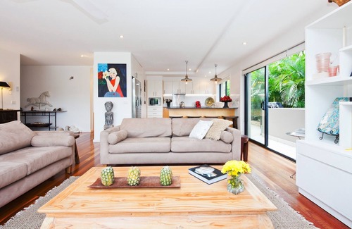 Avalon Beach Apartment | Avalon Breeze - 100 metre walk to Avalon Beach