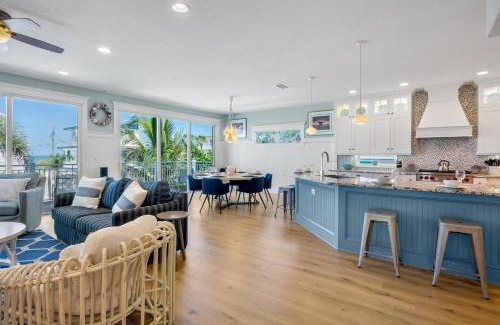 Ilexhurst House | Avalon