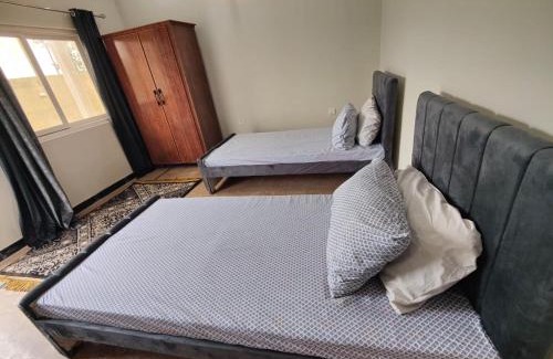 Fatehjang House | Avenue Lodges