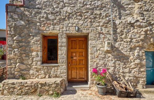 Avgonima Apartment | Avgonyma Square Nest