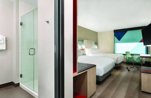 Revere Hotel | avid hotel Boston Logan Airport - Revere by IHG