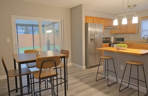 Terrace Park House | Awalk away from Busch Gardens and Adventure Island