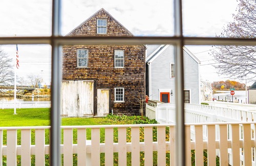 Portsmouth House | Award Winning House in Portmouth's South End