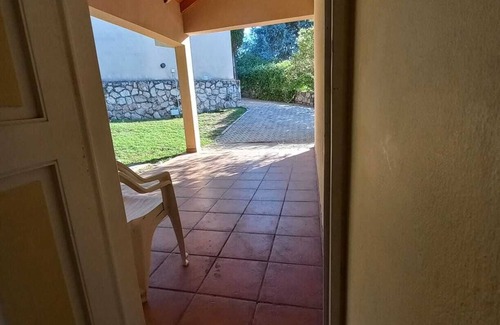 Yocsina Cabin | Away from the noise, immersed in the calm, close to the beautiful. Cabin and lake view.