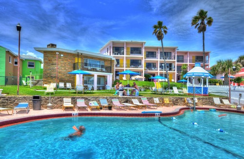 Cate Gray Villa | Awesome 3 Bedroom Oceanfront Luxury Apartment - Enhanced Cleaning