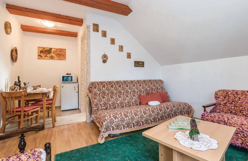 Delnice Apartment | Awesome apartment in Delnice with WiFi