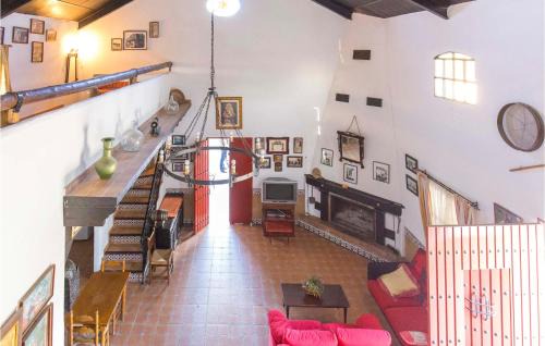Los Palacios y Villafranca House | Awesome Home In Los Palacios