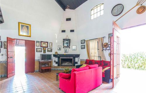 Los Palacios y Villafranca House | Awesome Home In Los Palacios