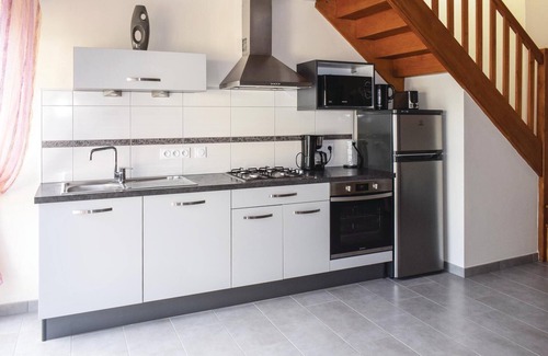 Le Cambout House | Awesome home in Le Cambout with WiFi