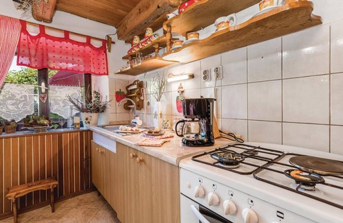 Lic House | Awesome home in Lic with WiFi