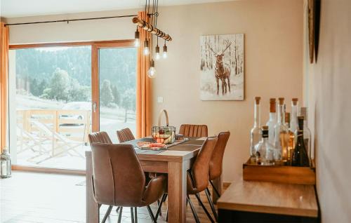 Brestova Draga House | Awesome Home In Mrkopalj With Kitchen